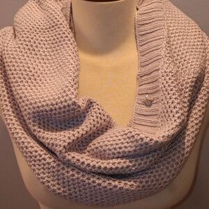 Victorias Secret grey knit infinity scarf